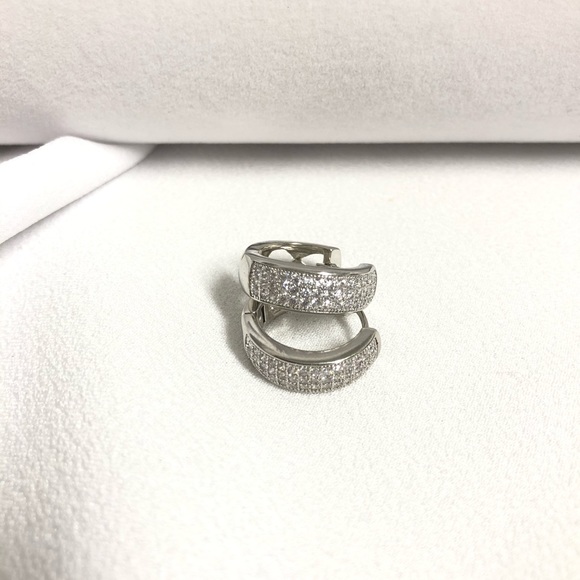 18k White Gold Filled Diamond Earrings - Picture 6 of 6